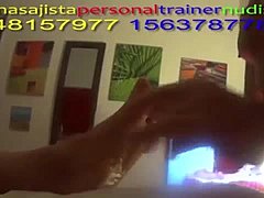 Massage des pieds gay avec un étalon argentin