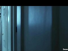 Emmy Rossums vroča vloga mamice v kometu 2014