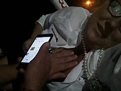 Nenek Matang Mendapat Blowjob Di Webcam