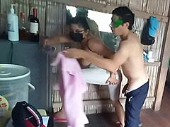 Naapurin vaimo nussitaan naapurin pojan toimesta POV-videolla