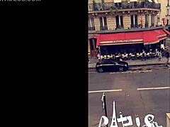 Francoska milfka se pokaže v Parizu drugi dan