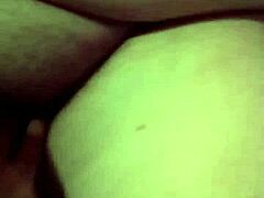 Niesforna suka zostaje upokorzona i pokryta spermą w filmie HD