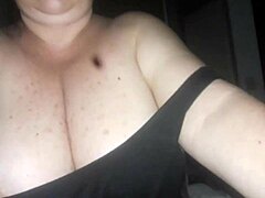 Mature milf with big boobs gets orgasm from internal ejaculation