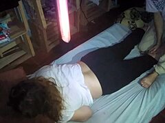 Własnoręczny filmik z argentyńską mamuśką, która otrzymuje zmysłowy masaż
