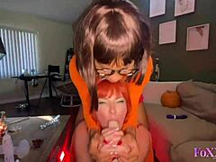 Jenna Foxx und Dana Dearmond geben sich in verführerischer Halloween-Kleidung dem oralen Vergnügen hin