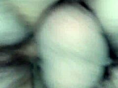 Una MILF emo es follada duro en un video casero