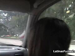 Латиноамериканская мама с большой грудью жестко трахается перед работой